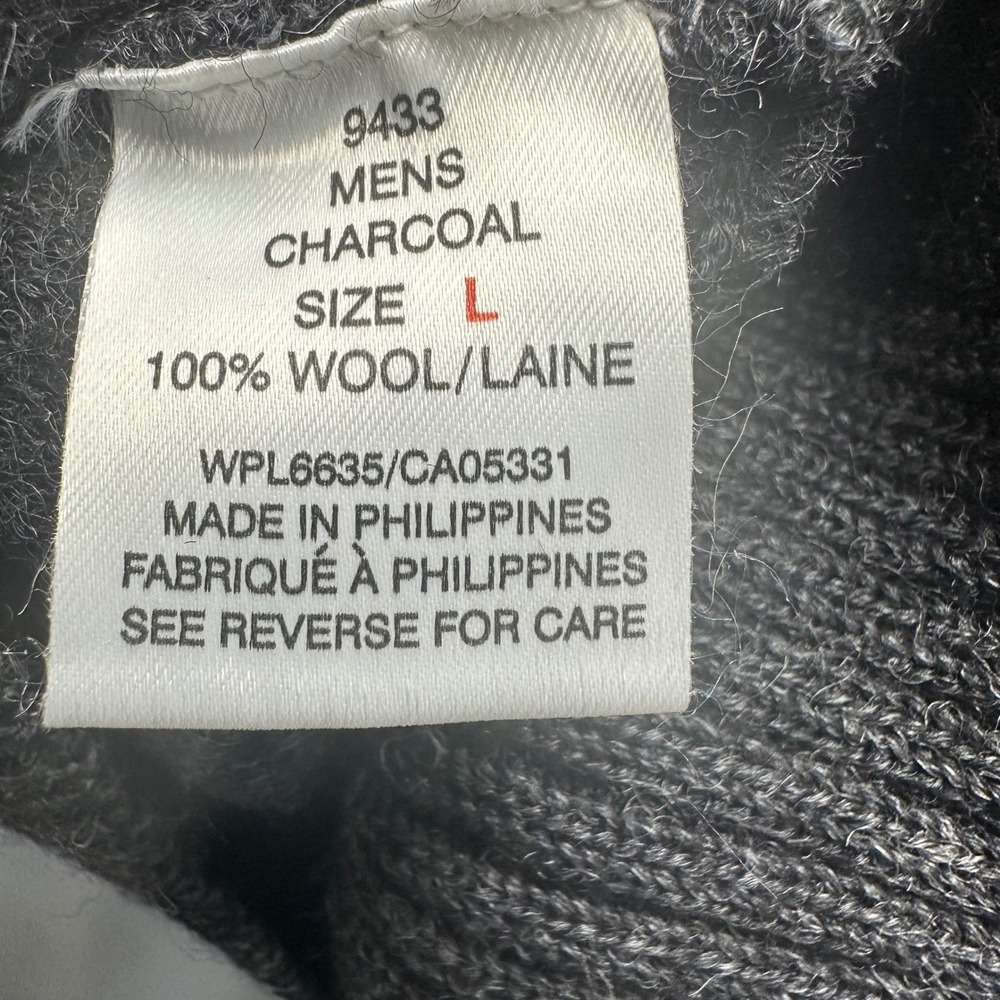 Woolrich Men's 100% Wool Sweater L Charcoal Suede Trim Quilted Shoulder Crewneck - Picture 4 of 7